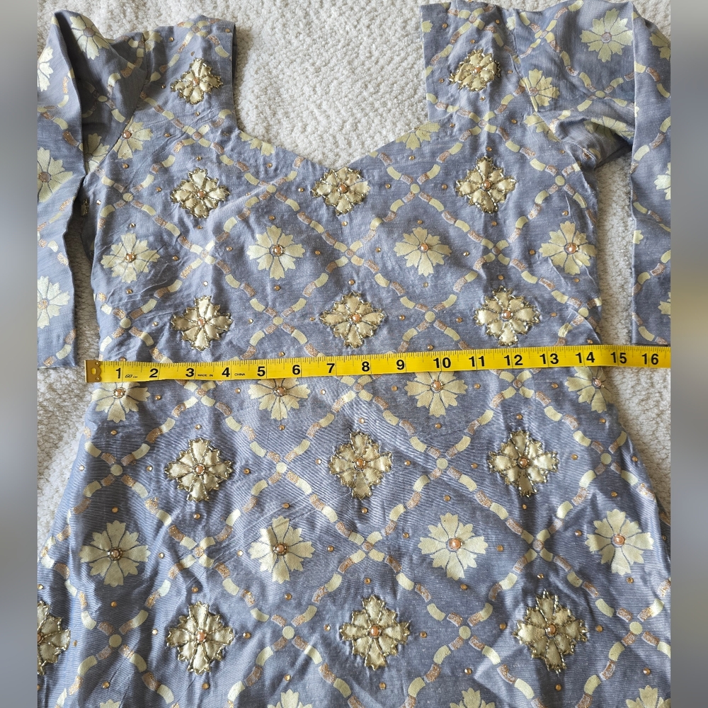 Fancy 3 piece indian punjabi salwar suit, with threadwork and embellishments - Picture 5 of 8